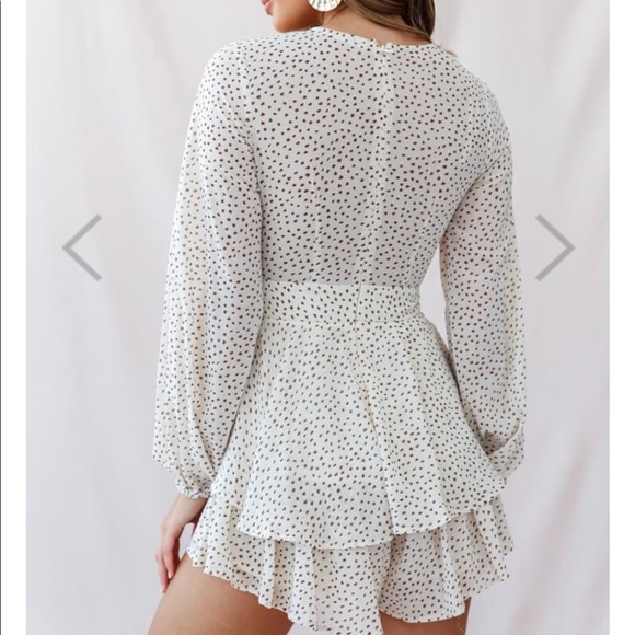 Showpo Romper - Picture 2 of 5